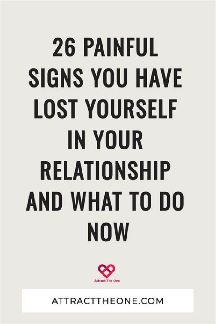 Painful Signs You've Lost Yourself In Your Relationship | Elizabeth Stone