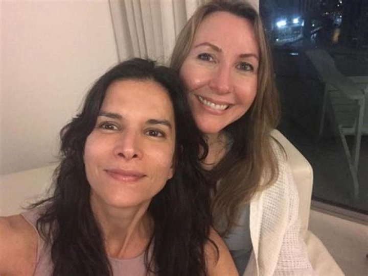 Patricia Velasquez and Sandra Bernhard