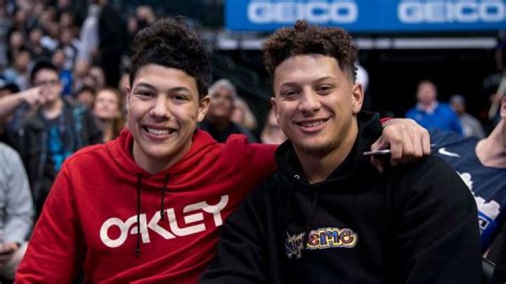 Patrick Mahomes Height: How Tall is the Chiefs QB Compared to His Brother Jackson Mahomes
