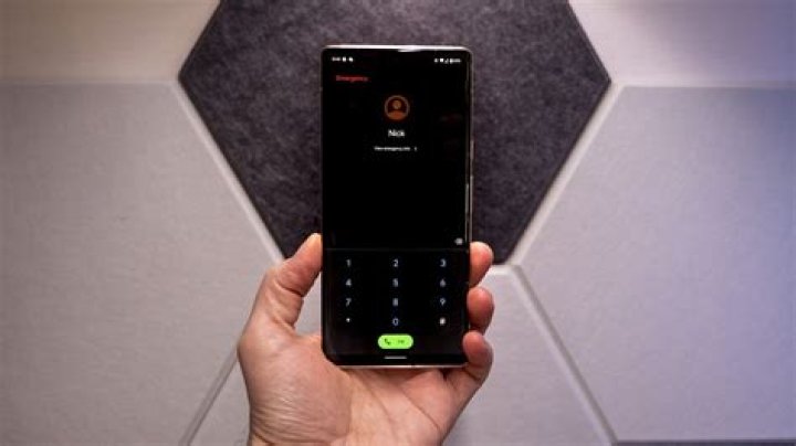 Pixel phones are receiving faster access to local emergency contacts