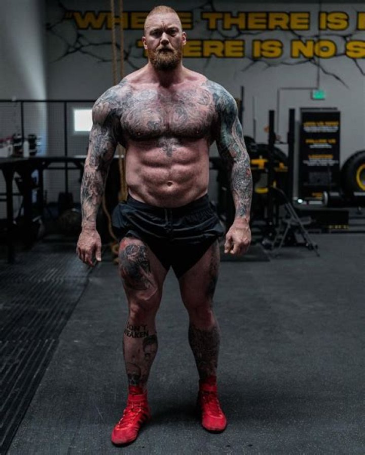 Plip of Júlíus björnsson size weight body statistics