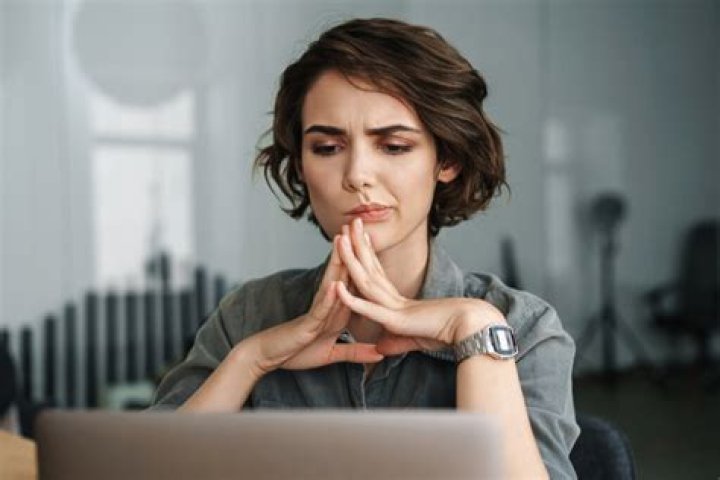 ¿Por qué olvidamos cosas que acabamos de decir o hacer?