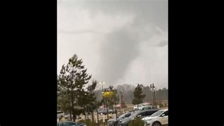 Potential tornado seen near Great Wolf Lodge in LaGrange, Georgia