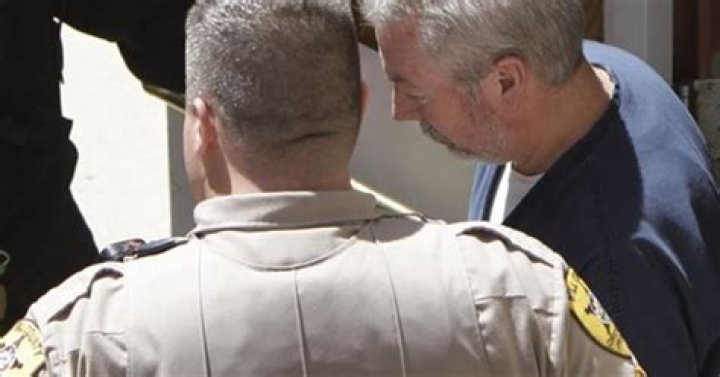 Prosecutor: Drew Peterson tried to hire a hit man to kill third wife