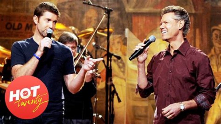 Randy Travis Joins Josh Turner on 'Forever and Ever, Amen'