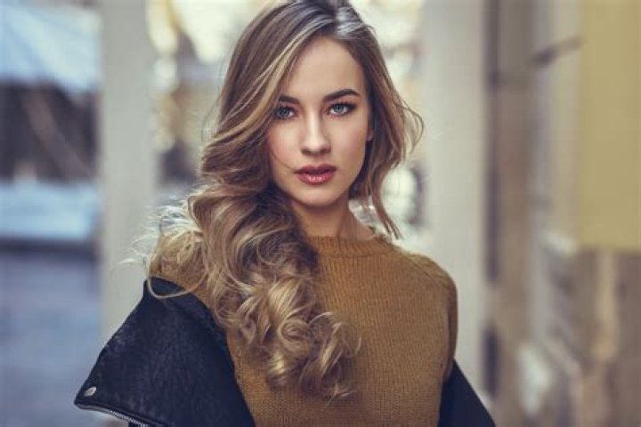 Reasons Classy Women Make The Best Wives