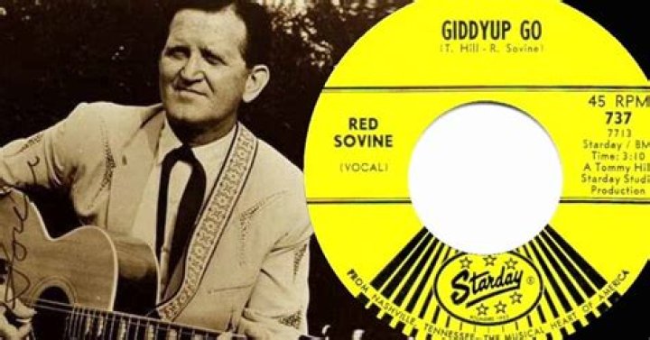 Red Sovine Sings About A Trucker’s Poignant Story In “Giddyup Go”