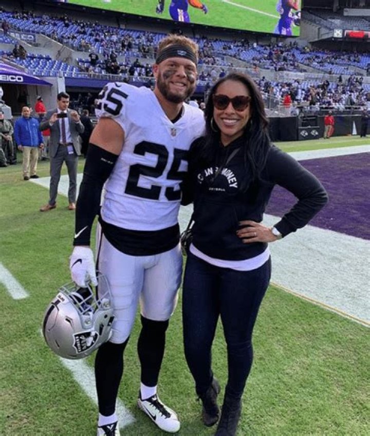 Rising NFL agent Nicole Lynn wins over prospects through perseverance, smarts and digging in her heels