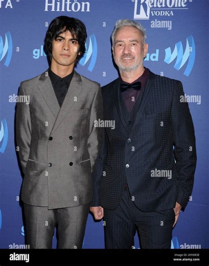 Roland Emmerich and Omar De Soto