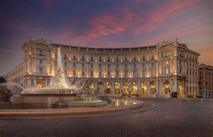 Roma Luxus Hotel Review, Italy