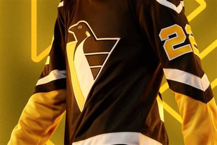 Rossi: Penguins Reverse Retro jersey brings back Robo Penguin and its curse
