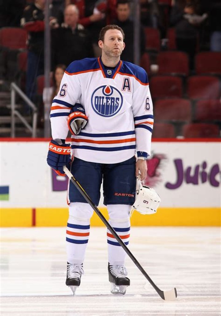 Ryan Whitney Net Worth  - Pulptastic