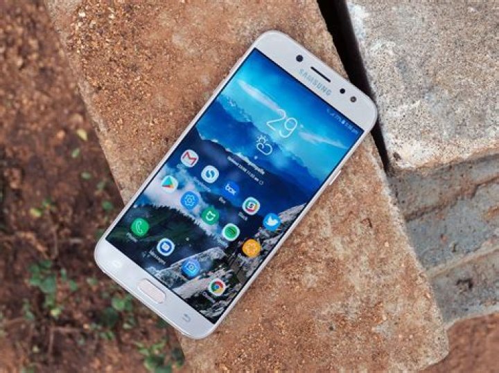 Samsung Galaxy J7 Pro review: Finally on the right path
