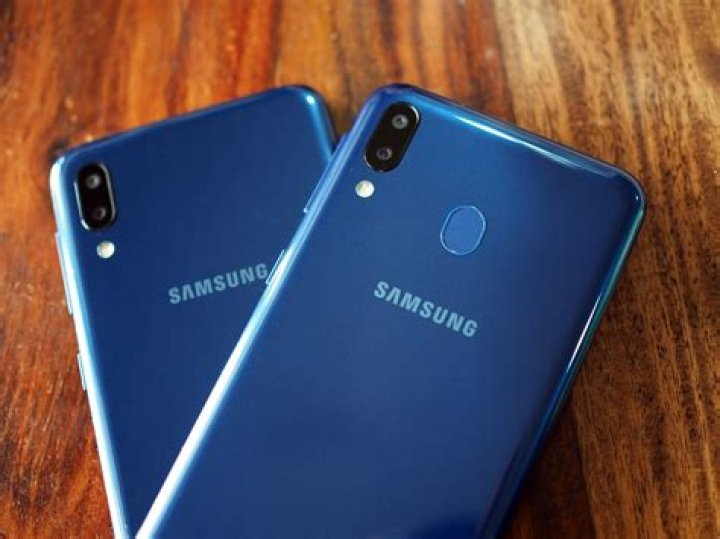Samsung Galaxy M20 vs. Galaxy M10: Which should you buy?