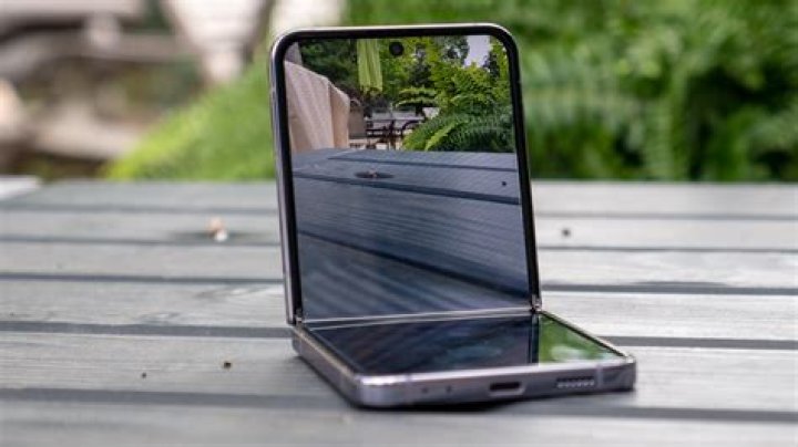 Samsung Galaxy Z Flip 4: Everything we know so far