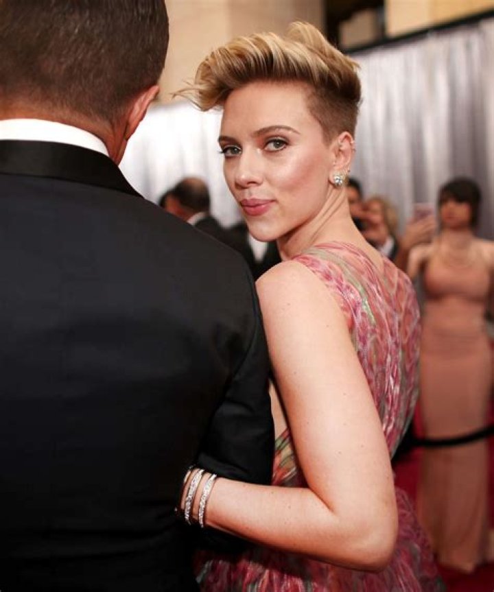 Scarlett Johansson Just Released a Serious Statement About Her Family