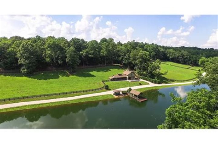 See Inside Miranda Lambert's Spectacular Tennessee Farm