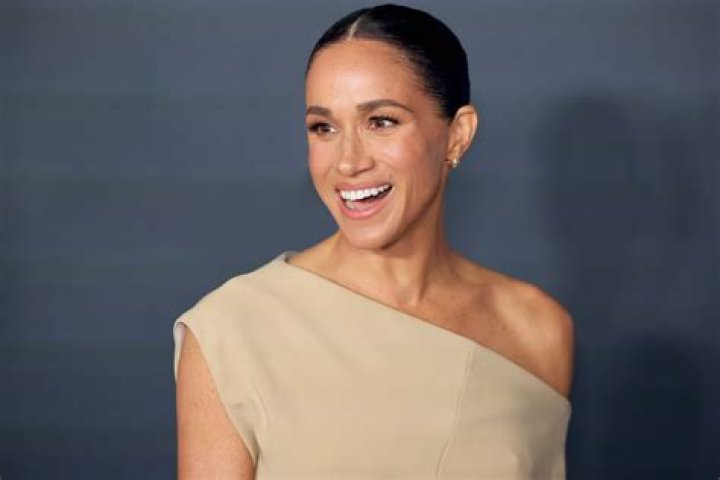 See Meghan Markle's Square Tip French Manicure