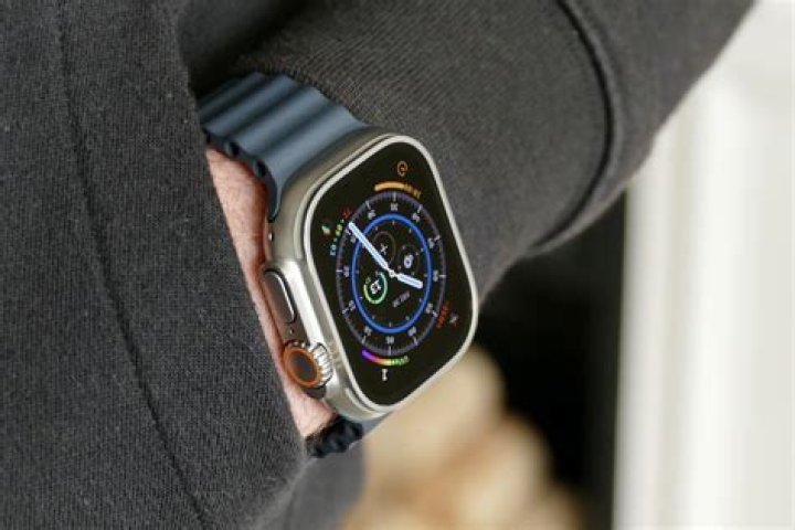 See Which Celebrities Are Sporting the Apple Watch