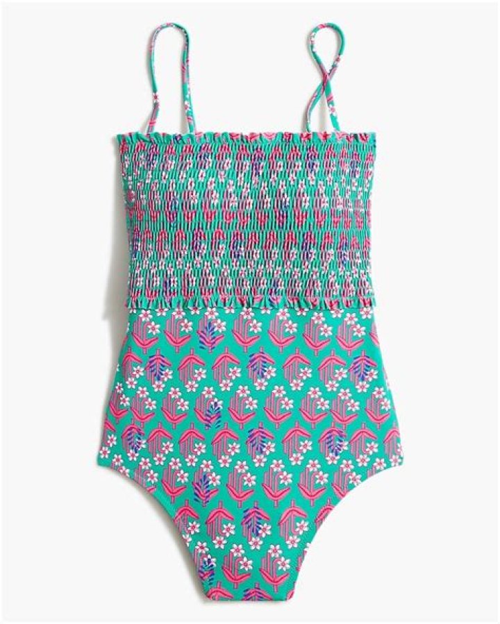 Selena Gomez's Smocked Swimsuit Featured High-Cut Sides and a Plunging Back