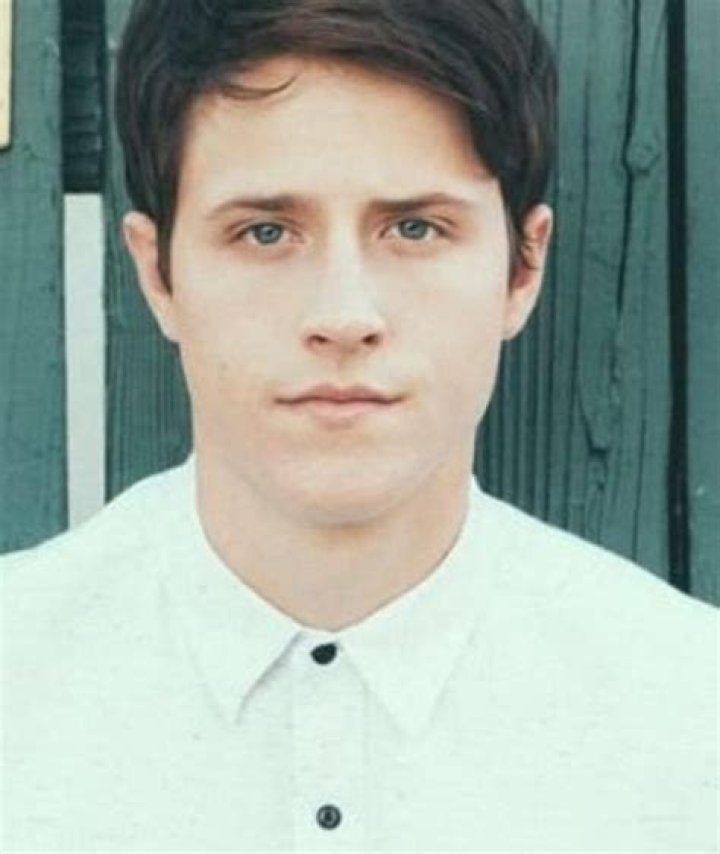 Shane Harper Biography