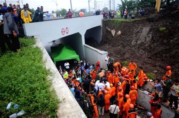 Soekarno-Hatta South Perimeter Road still Closed: Police