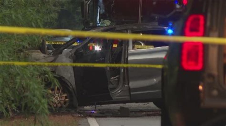 Stone Mountain Park Bermuda Road deadly crash | Traffic alert