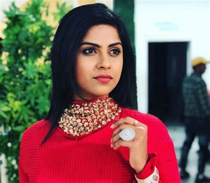 Swarda Thigale Biography, Wiki, Age, Height, Family, Career