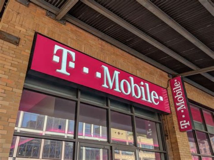 T-Mobile will require VoLTE as of January 2021