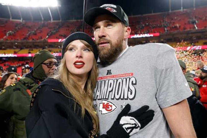 Taylor Swift and Travis Kelce's Relationship 