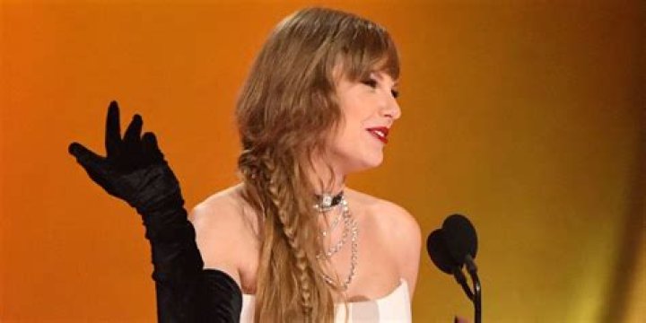 Taylor Swift Wore a White Manicure to the 2024 Grammys