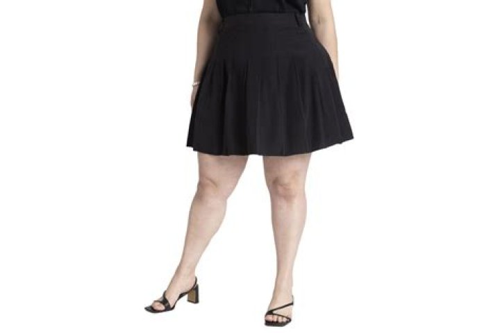 The 15 Best Black Mini Skirts of 2024