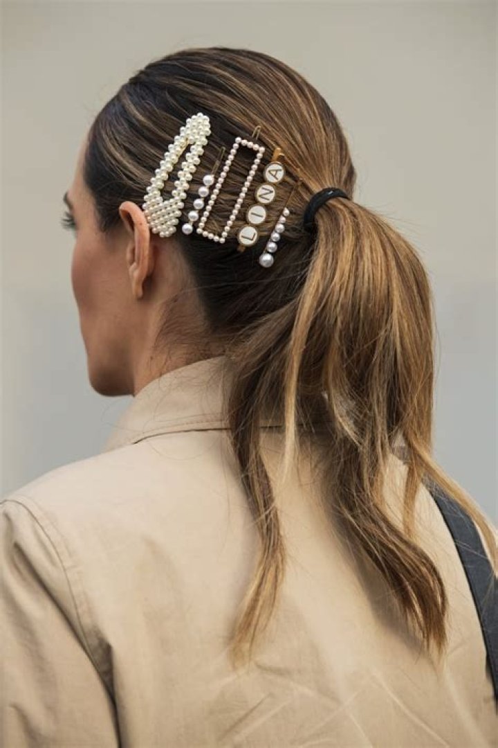 The 8 Best Hair Accessory Trends of 2023