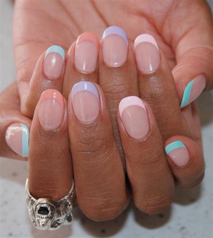 The Best French Manicures To Try