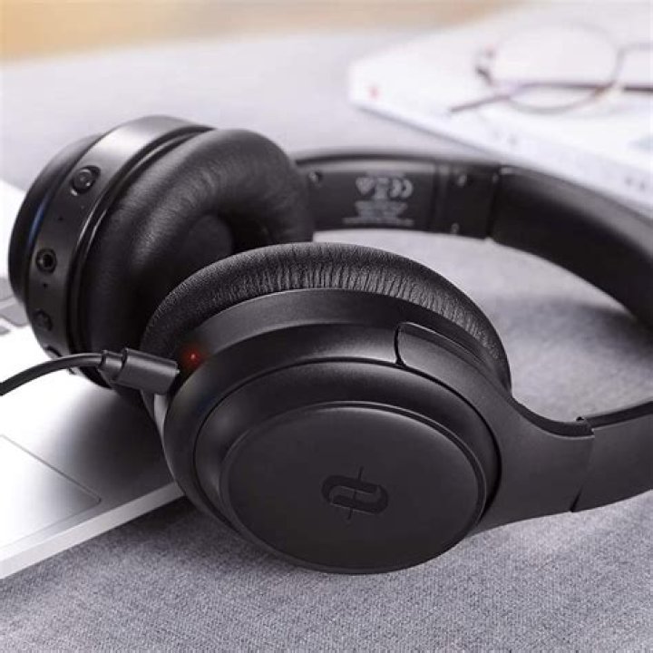 The TaoTronics SoundSurge 60 Bluetooth headphones have dropped to $35