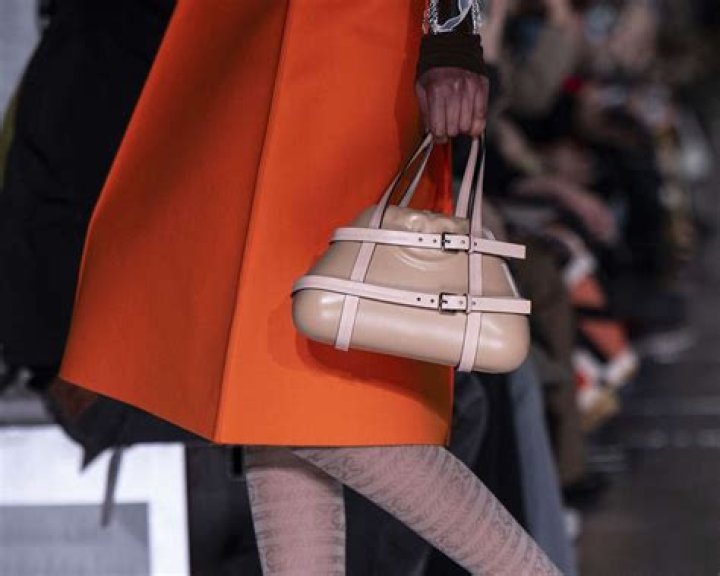This Bag Trend Will Dominate Fall 2024