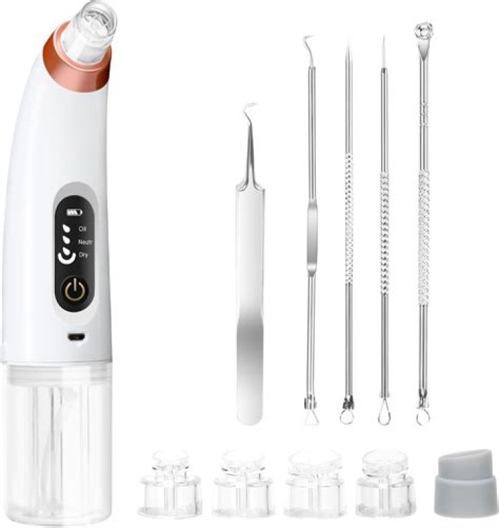 This Pore Extractor Tool Cleared Up My Skin Fast
