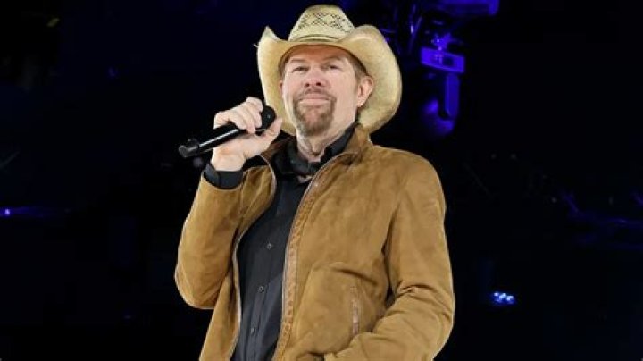 Toby Keith Height And Weight: All You Need To Know