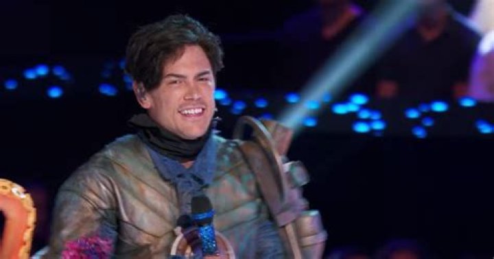 Tom Sandoval Unmasked As the Diver on The Masked Singer