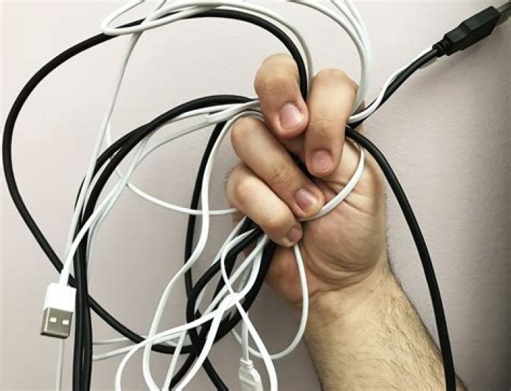 Top 5 ways to manage messy charging and power cables