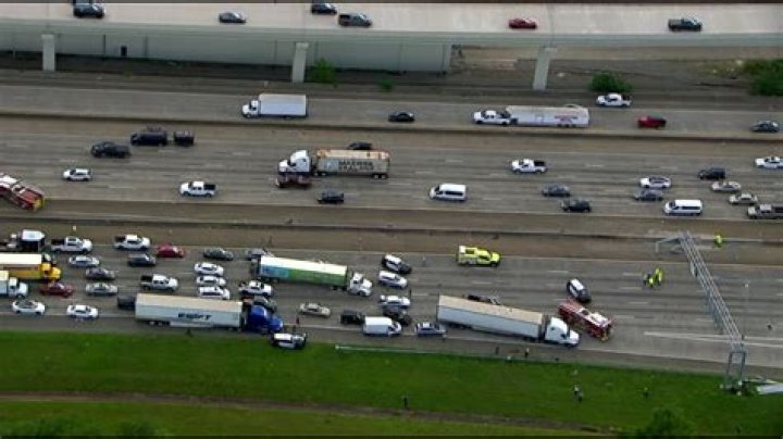 Traffic delays on I-75 n Canton Road Marietta