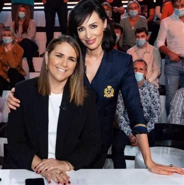 Valérie Benaïm à TPMP : elle devient le bras droit de Cyril Hanouna