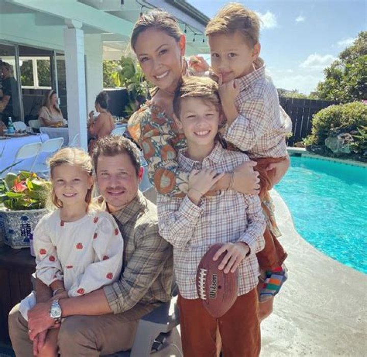 Vanessa Lachey Brother Vincent Minnillo And Family
