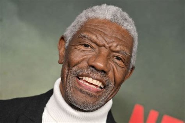 Vondie Curtis-Hall Net Worth  - Pulptastic