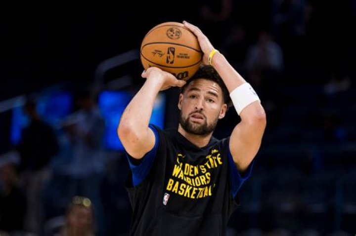 Warriors, Klay Thompson extension negotiations stall over pay, years discrepancy: Sources