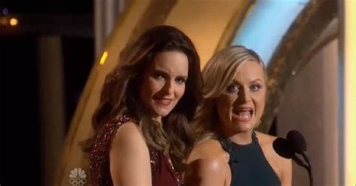 Watch a GIF of Tina & Amy’s Scandalous Turn