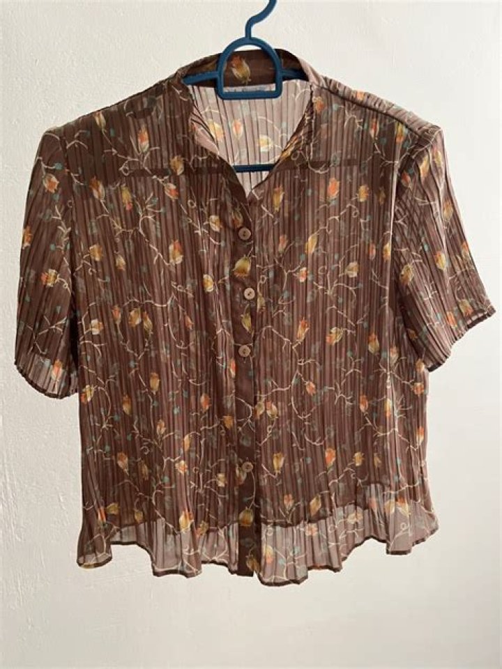 We’re Prepping for Fall With These 8 On-Sale Blouses
