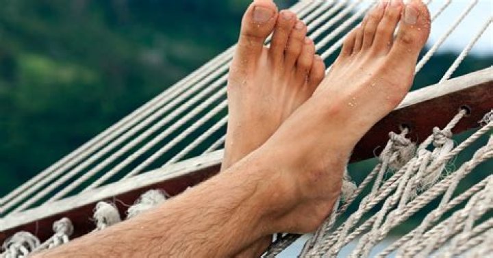 What Foot Size Says About Your Penis Size, According To Science