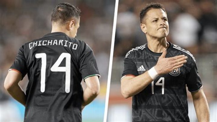 What is Javier 'Chicharito' Hernández's career net worth?