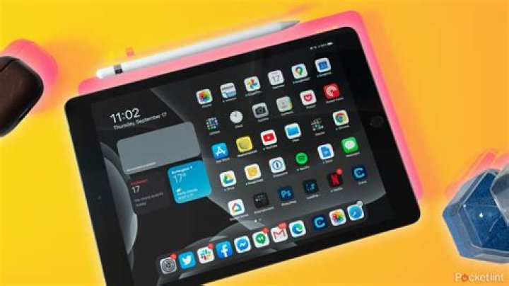 What is the difference between a graphic tablet and a drawing tablet?